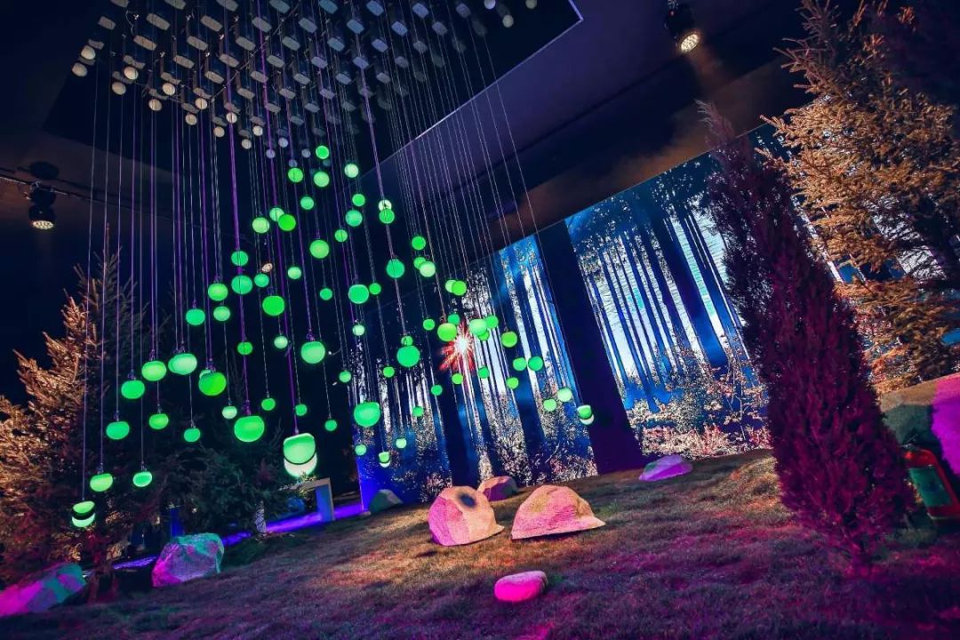這部座駕的發(fā)布會(huì)太浪漫溫馨了，真的是為愛選擇｜態(tài)度有腔調(diào)