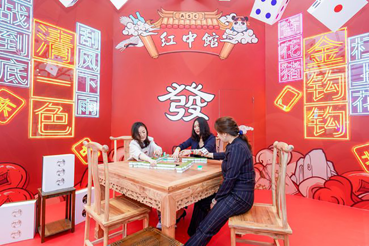 ASC青春正紅快閃活動(dòng)策劃用葡萄酒擁抱了潮文化，非一般視覺(jué)！